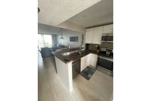 1391 S Ocean Blvd APT 801, Pompano Beach, FL 33062, Sold 05/03/22