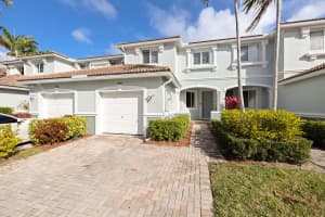 2188 Oakmont Dr, Riviera Beach, FL 33404, Sold 03/28/22