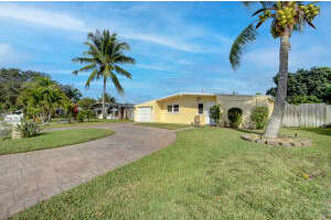 310 Glen Arbor Terrace, Boynton Beach, FL 33426, Sold 04/15/22