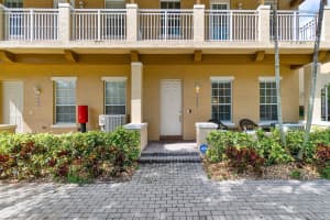 2609 NW 7th St, Boynton Beach, FL 33426, Sold 04/01/22