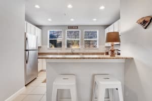 540 Amador Ln UNIT 5, West Palm Beach, FL 33401, Sold 03/28/22