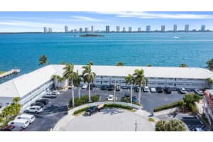 100 Lehane Terrace APT 9, North Palm Beach, FL 33408, Sold 05/11/22