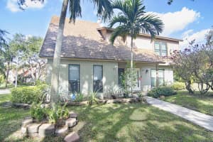 922 Sandtree Dr, Palm Beach Gardens, FL 33403, Sold 03/25/22