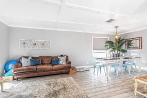 922 Sandtree Dr, Palm Beach Gardens, FL 33403, Sold 03/25/22