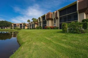 5250 Woodland Lakes Dr APT 131, Palm Beach Gardens, FL 33418, Sold 03/23/22