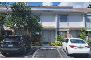 9875 Riverside Dr, Coral Springs, FL 33071, Sold 04/14/22