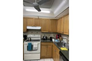 4354 NW 9th Ave 3a 13, Pompano Beach, FL 33064, Sold 06/01/22