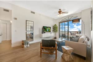 233 S Federal Hwy, Boca Raton, FL 33432, Sold 05/03/22