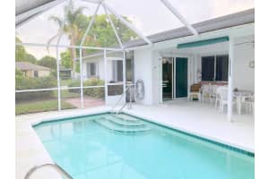 490 24th Ct, Vero Beach, FL 32962, Sold 05/16/22