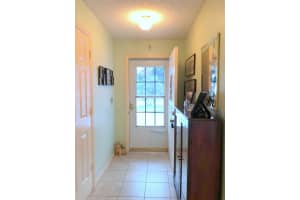 490 24th Ct, Vero Beach, FL 32962, Sold 05/16/22