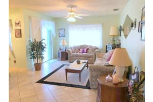 490 24th Ct, Vero Beach, FL 32962, Sold 05/16/22