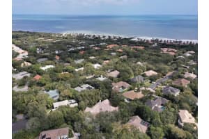 690 N Tomahawk Trail, Indian River Shores, FL 32963, Sold 09/08/22