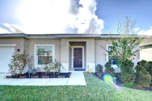 5360 Oakland Lake Cir, Fort Pierce, FL 34951, Sold 03/28/22