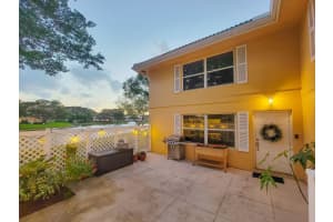 1931 Hartford Ct, West Palm Beach, FL 33409, Sold 04/18/22