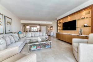 100 Worth Ave PH 15, Palm Beach, FL 33480, Sold 04/14/22