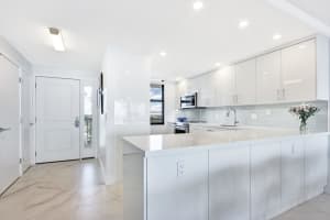 911 Ocean Dr APT 802, Juno Beach, FL 33408, Sold 04/15/22