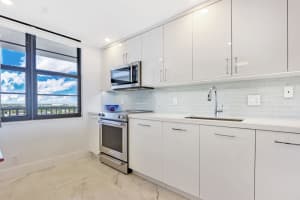 911 Ocean Dr APT 802, Juno Beach, FL 33408, Sold 04/15/22