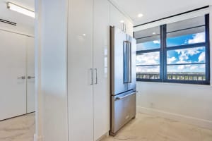 911 Ocean Dr APT 802, Juno Beach, FL 33408, Sold 04/15/22