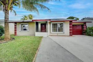 6198 Wauconda Way W, Lake Worth, FL 33463, Sold 03/21/22