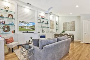 8602 Chapman Oak Ct, Palm Beach Gardens, FL 33410, Sold 03/31/22