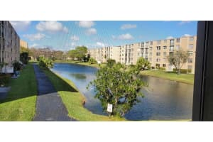 7750 NW 50th St APT 202, Lauderhill, FL 33351, Sold 03/23/22