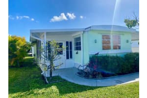 626 Tahiti Blvd, Jensen Beach, FL 34957, Sold 03/11/22