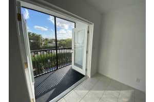 1601 S Flagler Dr #201o, West Palm Beach, FL 33401, Sold 04/07/22