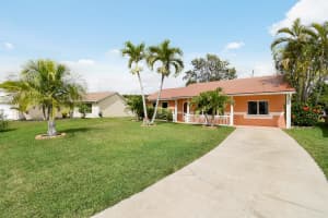 139 Village Cir, Jupiter, FL 33458, Sold 03/25/22