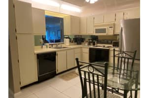9125 Flynn Cir APT 6, Boca Raton, FL 33496, Sold 02/28/22