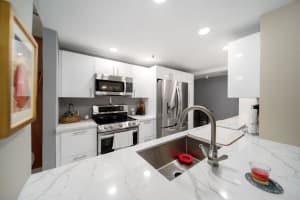 859 Jeffery St #106, Boca Raton, FL 33487, Sold 04/29/22