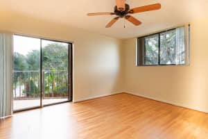 124 Springdale Cir, Palm Springs, FL 33461, Sold 04/29/22