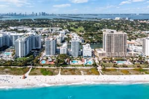 2457 Collins Ave APT 605, Miami Beach, FL 33140, Sold 05/23/22