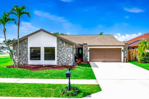 21121 Woodspring Ave, Boca Raton, FL 33428, Sold 04/29/22