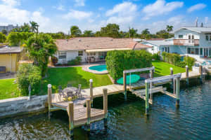 2281 SE 11th St, Pompano Beach, FL 33062, Sold 04/29/22