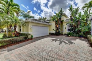 8210 Hampton Wood Dr, Boca Raton, FL 33433, Sold 04/28/22