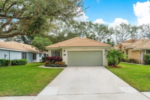 165 Sherwood Forest Dr, Delray Beach, FL 33445, Sold 04/14/22