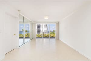 3901 S Flagler Dr APT 505, West Palm Beach, FL 33405, Sold 05/06/22