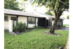 1 Mahoris Dr, Royal Palm Beach, FL 33411, Sold 04/04/22