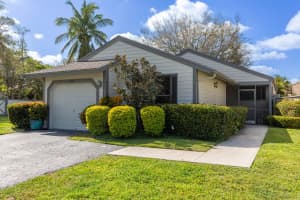 2474 Bedford Mews Dr, Wellington, FL 33414, Sold 04/15/22