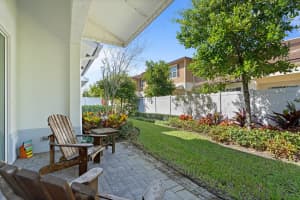 4817 Pointe Midtown Rd, Palm Beach Gardens, FL 33418, Sold 04/15/22