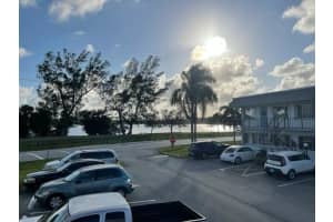 3120 Lake Osborne Dr APT 203, Lake Worth, FL 33461, Sold 05/02/22
