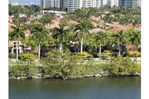 ELDORADO TOWERS, 3675 N Country Club Dr APT 702, Aventura, FL 33180, Sold 04/28/22