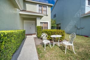 5801 Northpointe Ln, Boynton Beach, FL 33437, Sold 03/30/22