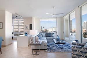 550 Okeechobee Blvd APT 902, West Palm Beach, FL 33401, Sold 04/29/22