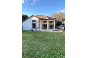 4630 Sherwood Forest Dr, Delray Beach, FL 33445, Sold 04/18/22