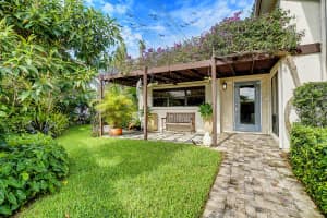732 Camino Gardens Ln, Boca Raton, FL 33432, Sold 04/15/22