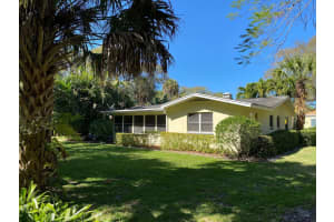 668 Camelia Ln, Vero Beach, FL 32963, Sold 03/31/22