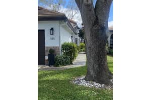 185 Sherwood Forest Dr, Delray Beach, FL 33445, Sold 05/12/22