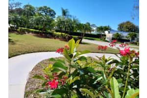 2929 SE Ocean Blvd Apt 105-7, Stuart, FL 34996, Sold 04/27/22