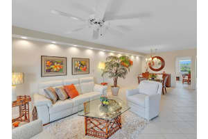 2871 N Ocean Blvd APT V557, Boca Raton, FL 33431, Sold 05/23/22